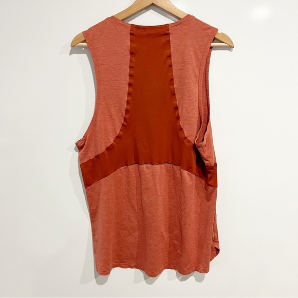 Lululemon Fast and Free Tank Top - Picture 4 of 7